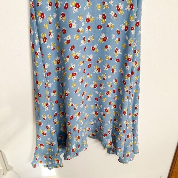 Faithful The Brand Women’s Sky Blue Ditzy Floral Flounce Hem Midi Dress - Picture 7 of 13